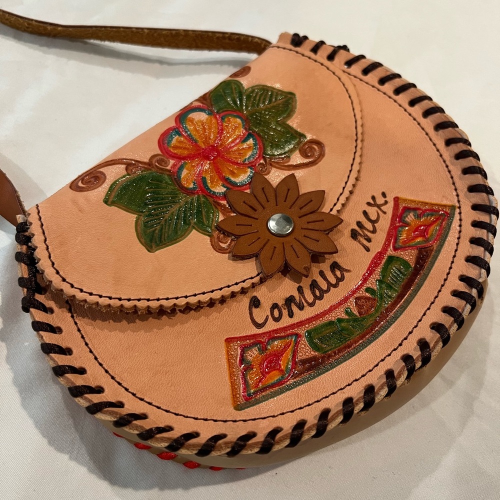 UNIQUE Artisanal Mexican Leather crossbody bag.